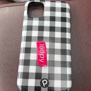Loopy case i phone 11 black and white plaid with hot pink loopy